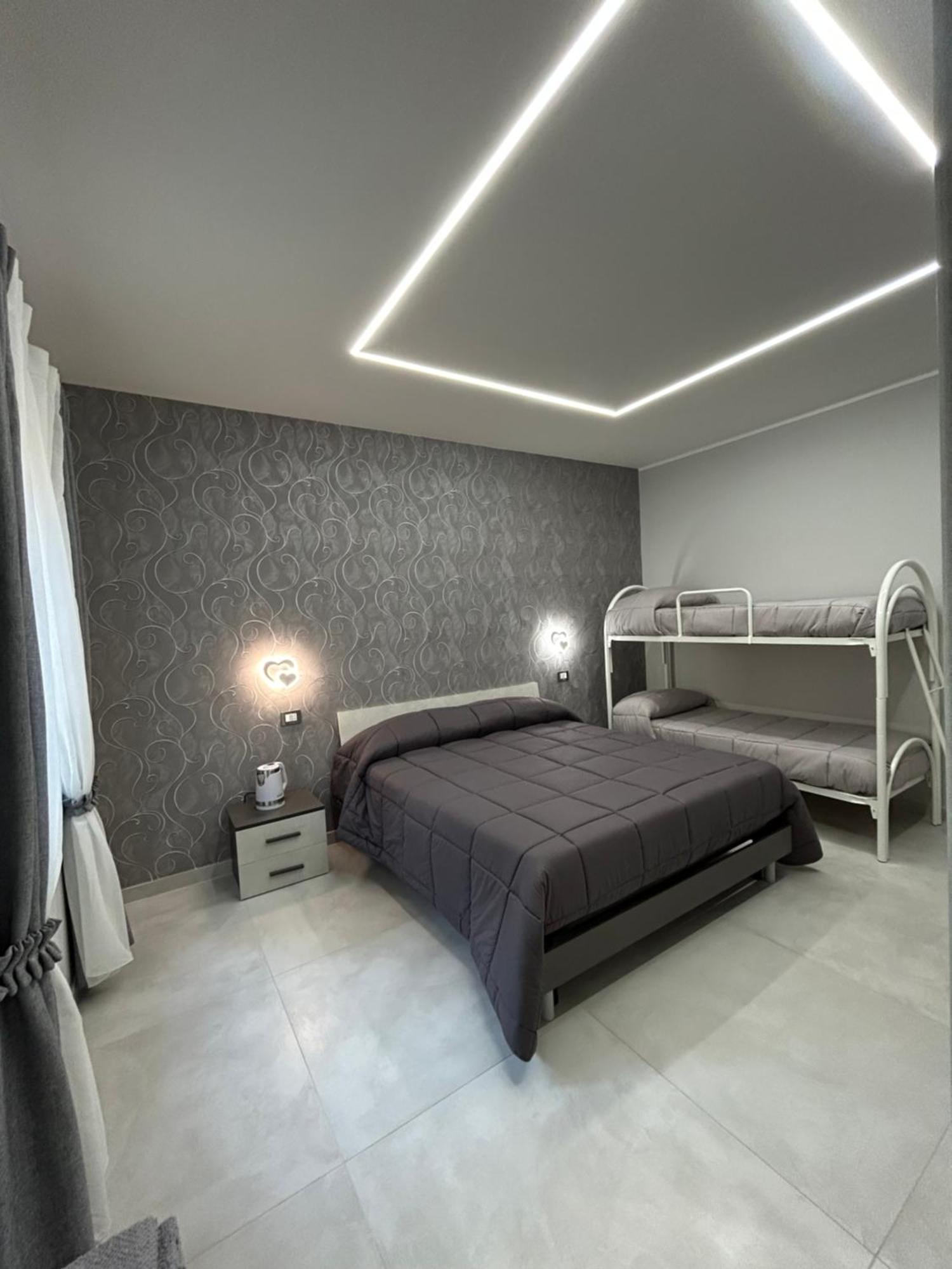 Skycity 2 B&B 那不勒斯 外观 照片